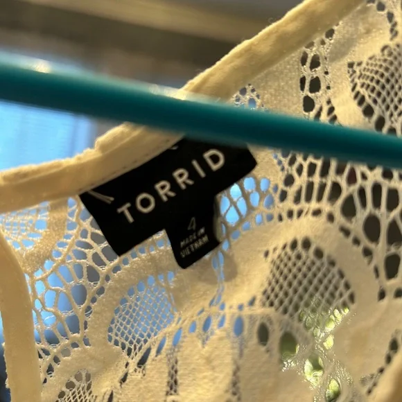 Top - Picture 4 of 4